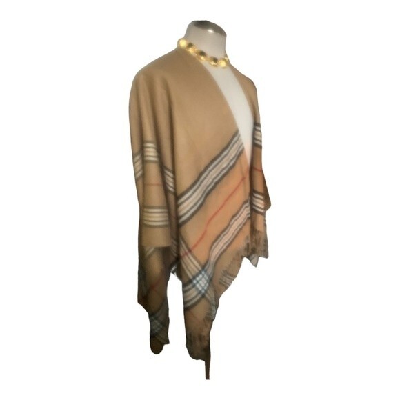 V. FRAAS Women's One Size Shawl/Poncho Multi Color/Wrap - Picture 7 of 13